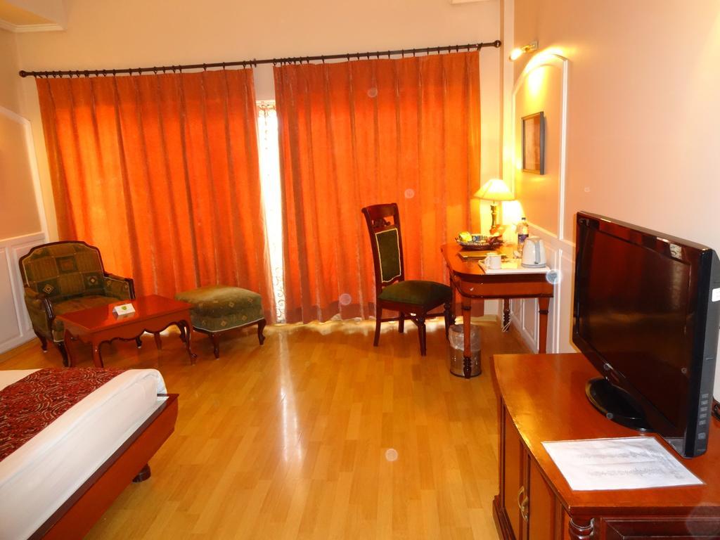 Hotel Babylon International Raipur  Luaran gambar