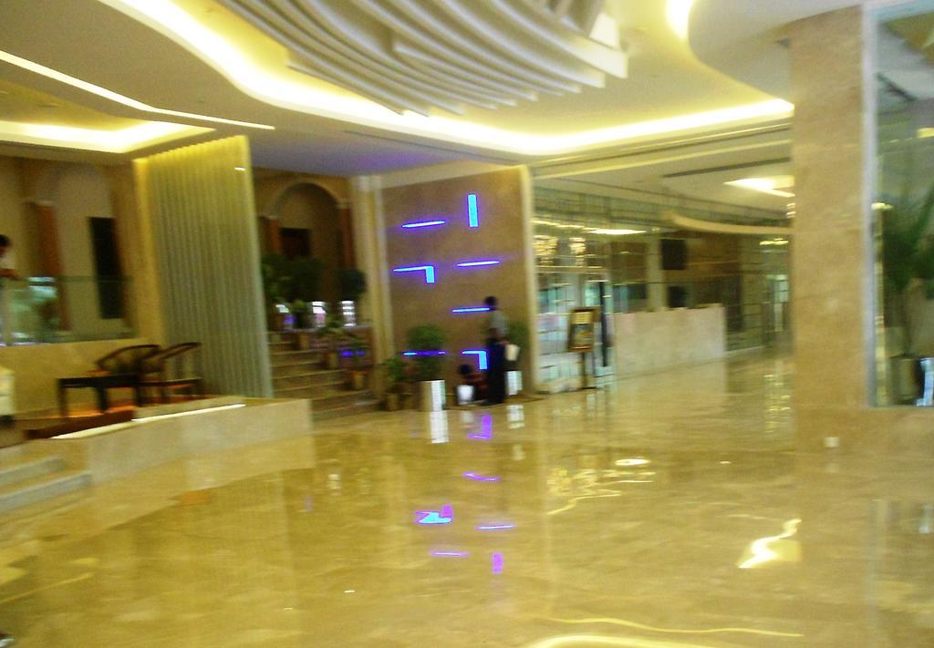 Hotel Babylon International Raipur  Bilik gambar