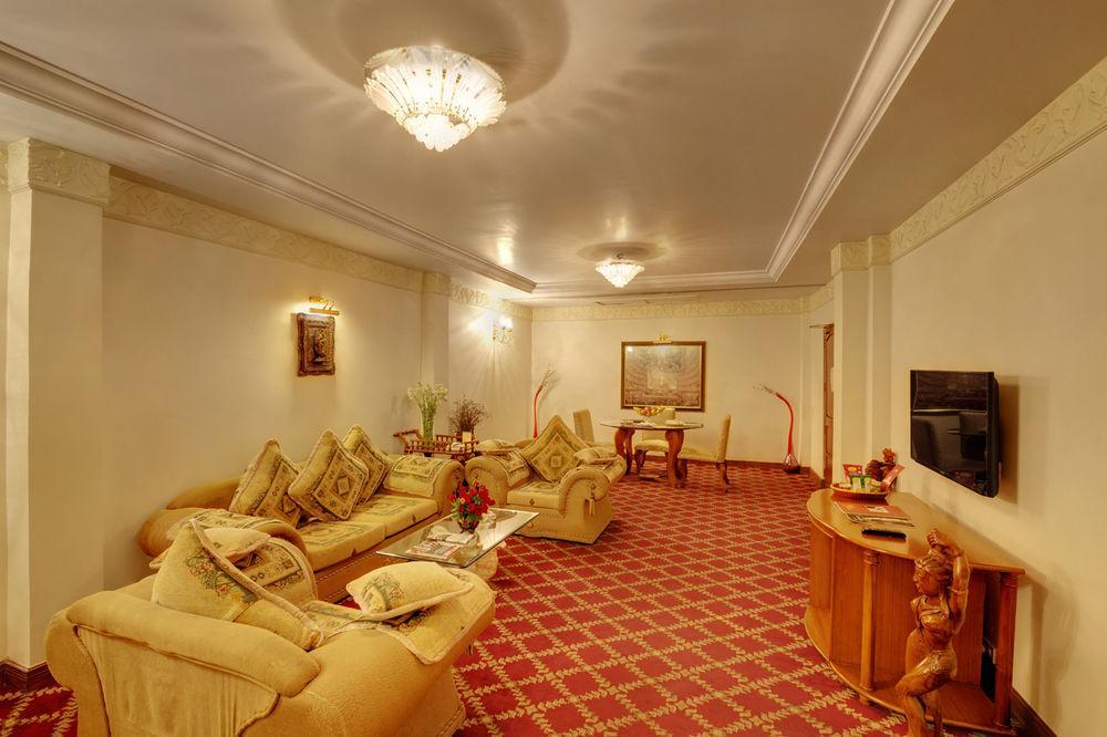 Hotel Babylon International Raipur  Luaran gambar
