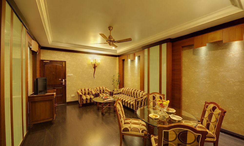 Hotel Babylon International Raipur  Luaran gambar
